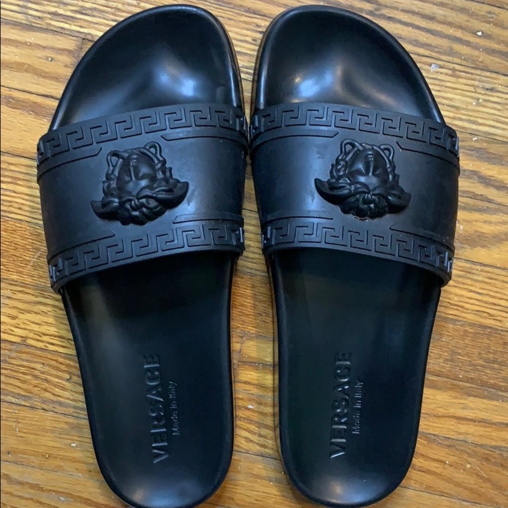 Versace Slide Authentication help